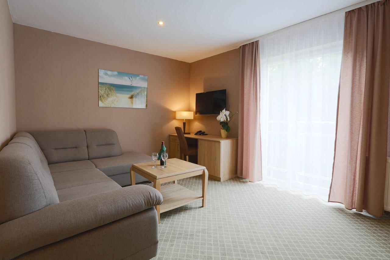 Millennium Health Resort & Spa ミエンジボジェ エクステリア 写真